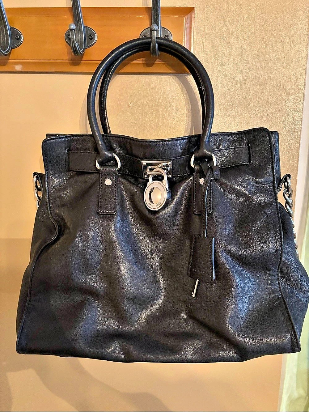 Michael Kors Hamilton Large Leather Satchel Black